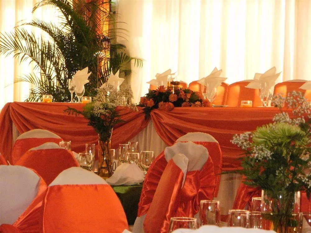 מונטגו ביי Grandiosa Hotel 2*, מונטגו ביי