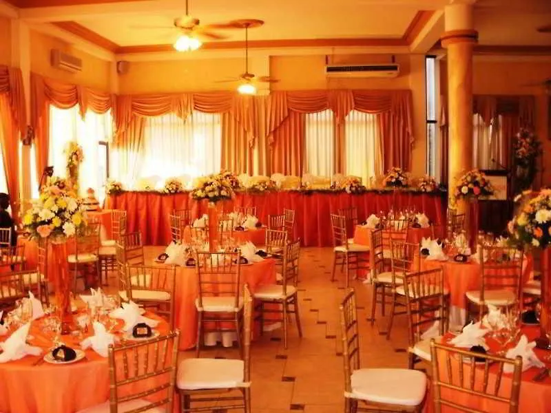 מונטגו ביי Grandiosa Hotel 2*, מונטגו ביי