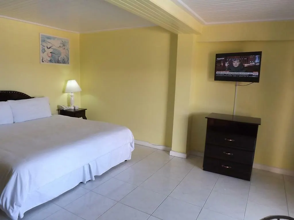 מונטגו ביי Grandiosa Hotel